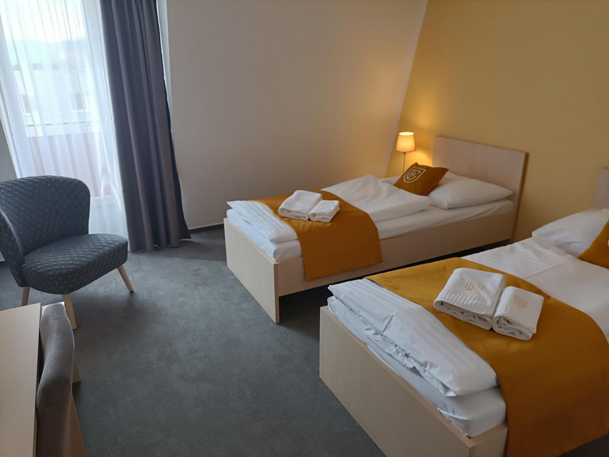 Hotel Eminent Stupava Εξωτερικό φωτογραφία