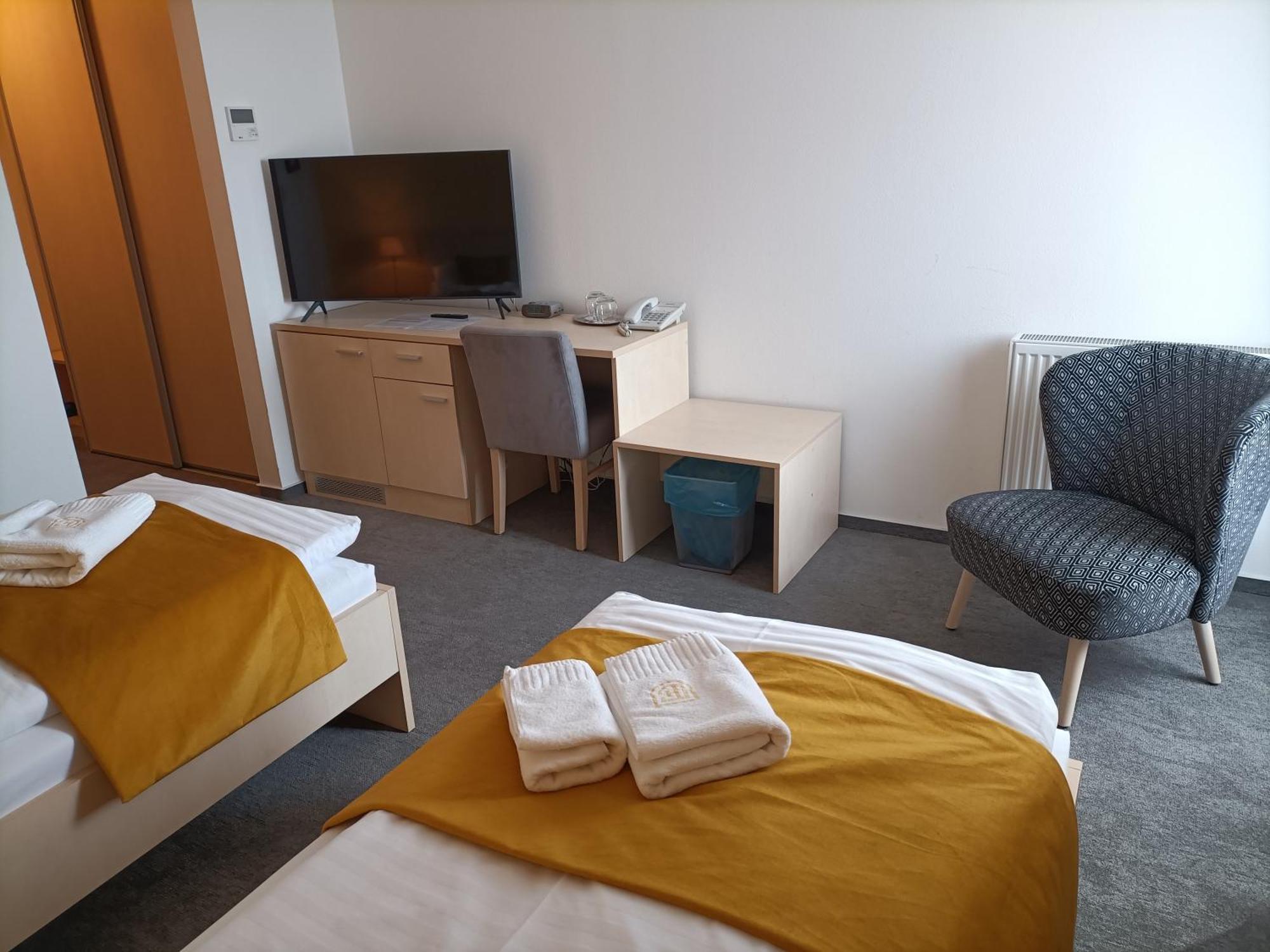 Hotel Eminent Stupava Εξωτερικό φωτογραφία