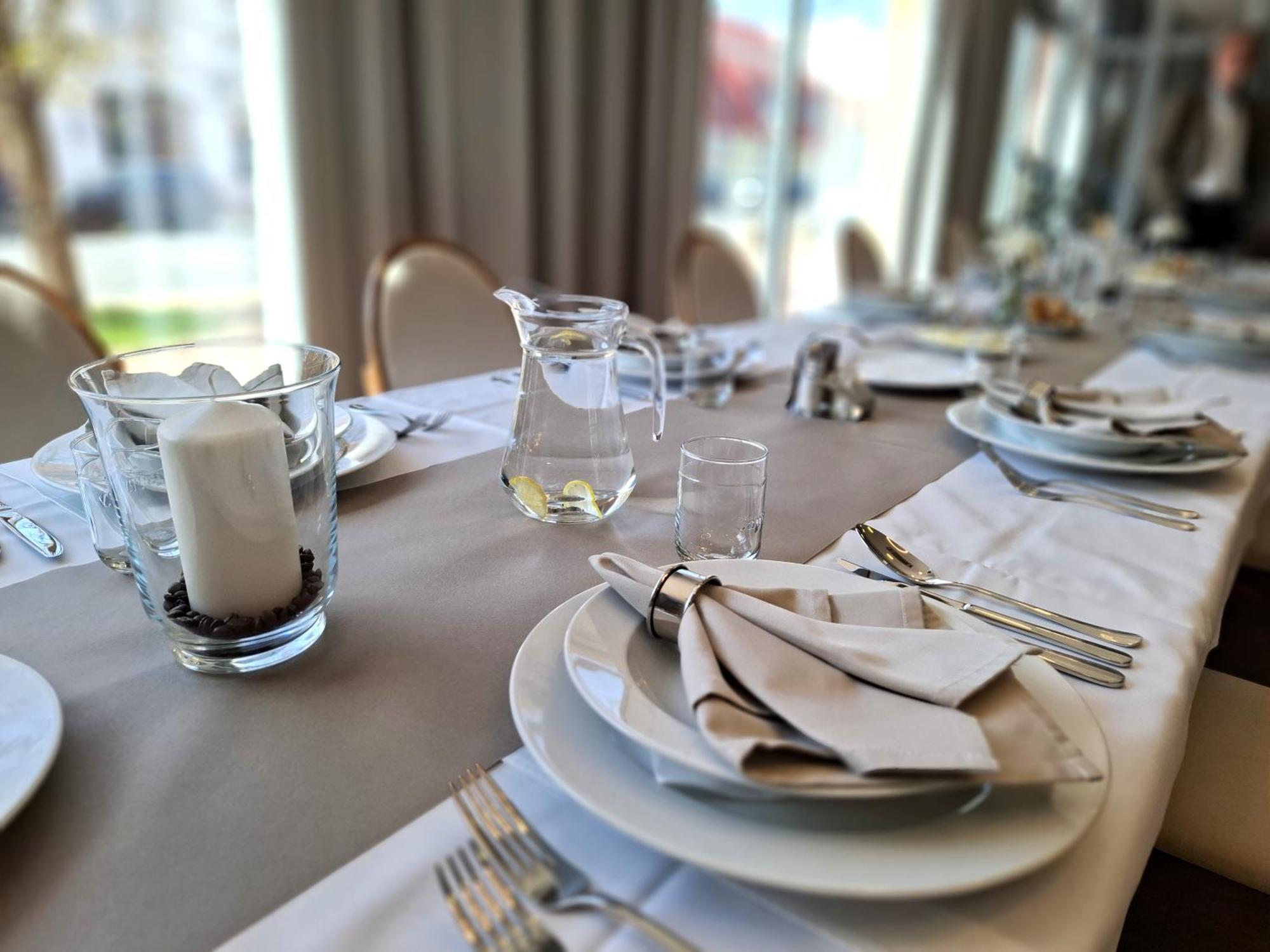 Hotel Eminent Stupava Εξωτερικό φωτογραφία